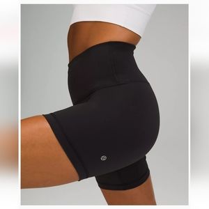 Lululemon wunder train shorts